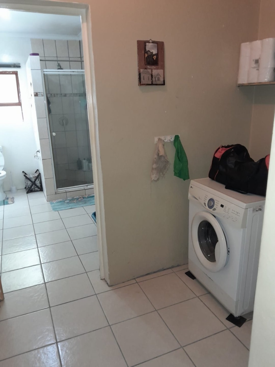 3 Bedroom Property for Sale in Heuwelkruin Eastern Cape